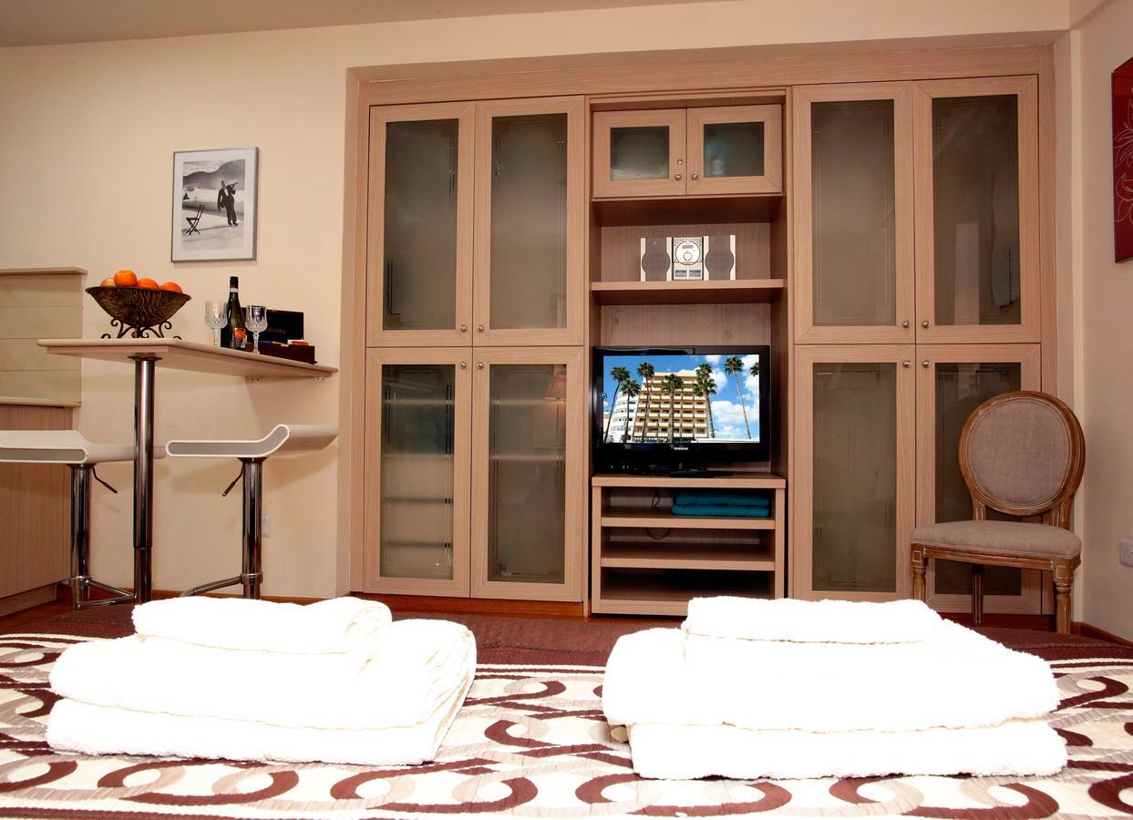 Ithaki Phinikoudes Apartment 307 Larnaca Dış mekan fotoğraf